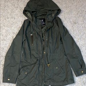 Green women’s anorak / utility jacket